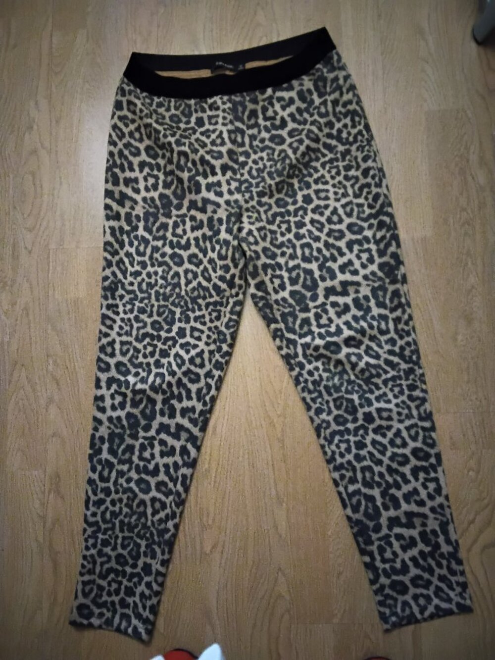 Zara beautiful pant new size m/lg qualify  material
